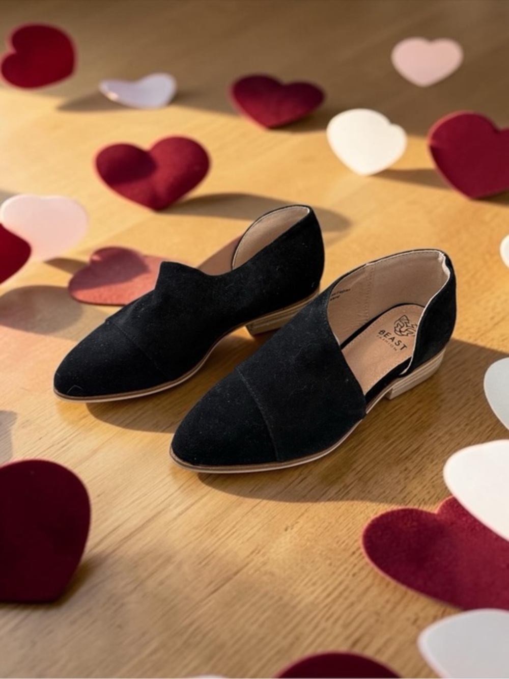 🫶🏻 Beast Fashion Black Suede Split-Side Shoes NWOT